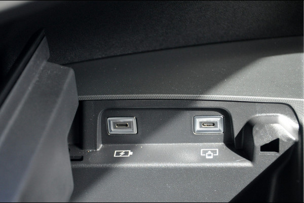 Peugeot 3008 1.2 Hybrid 145 GT | Camera | Navigatie | Zeer nette staat!