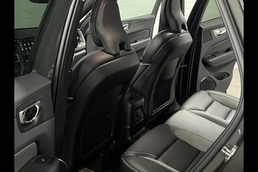 Volvo XC60 T6 AWD Recharge Plus Dark Adaptive cruise | Open dak | Stuur-/Stoelverwarming | Harman & Kardon | Camera | Google | 21" wielen