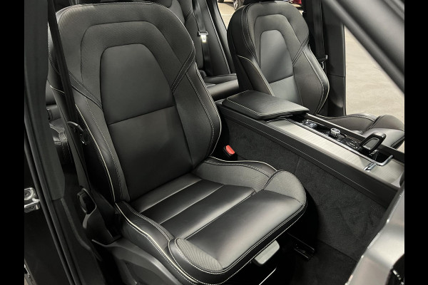 Volvo XC60 T6 AWD Recharge Plus Dark Adaptive cruise | Open dak | Stuur-/Stoelverwarming | Harman & Kardon | Camera | Google | 21" wielen