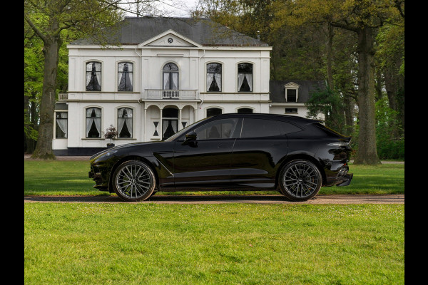 Aston Martin DBX 707 4.0 V8 | Veel carbon! | Alcantara interieur | NL-auto | Premium audio