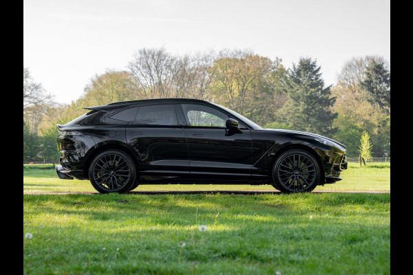 Aston Martin DBX 707 4.0 V8 | Veel carbon! | Alcantara interieur | NL-auto | Premium audio