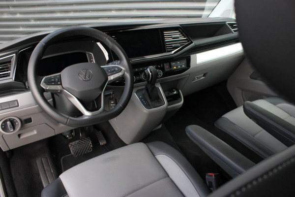 Volkswagen Transporter 2.0 TDI L2H1 CARAVELLE 204PK DC DUBBEL CABINE / ELEK.SCHUIF / FULL OPTIONS / LEDER / FULL BLACK / APPLE CAR