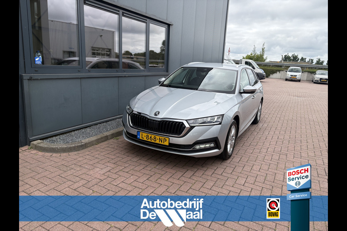 Škoda Octavia Combi 1.0 TSi Business Edition TREKHAAK/VIRTUAL/NAVI/CARPLAY/CRUISE/PDC
