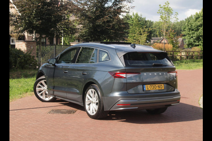 Škoda ENYAQ iV 80 | Panoramadak | Camera | Sfeerverlichting | ACC | NL-Auto |