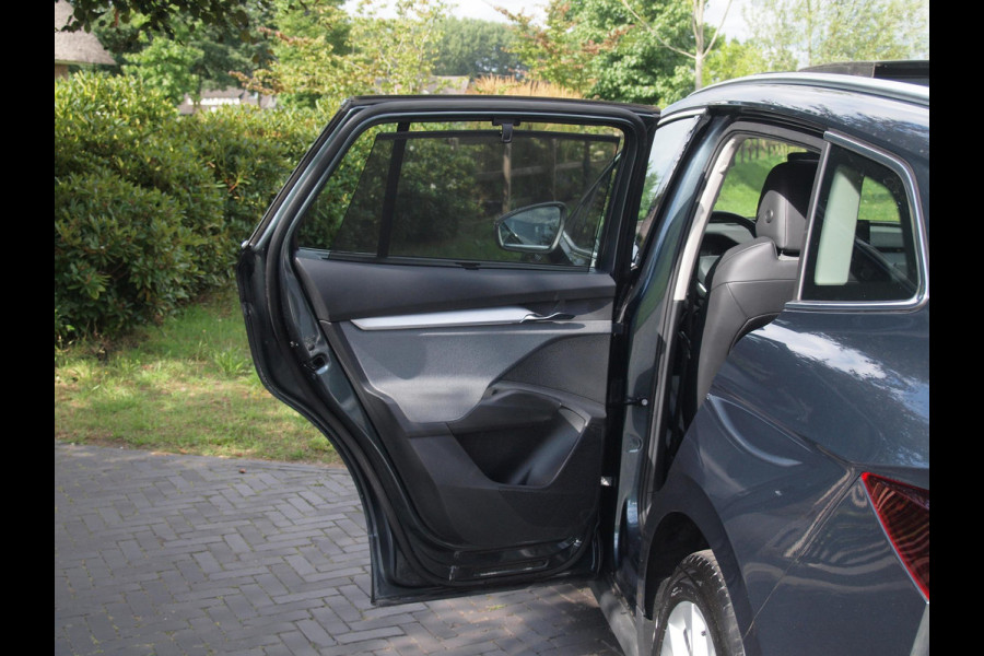 Škoda ENYAQ iV 80 | Panoramadak | Camera | Sfeerverlichting | ACC | NL-Auto |