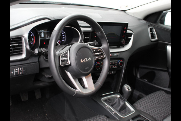 Kia Ceed Sportswagon 1.0 T-GDi 120pk Dynamic Line Climate control Cruise control Apple Carplay/ Android Auto Navigatie Stuur + stoel verwarming Achteruitrijcamera