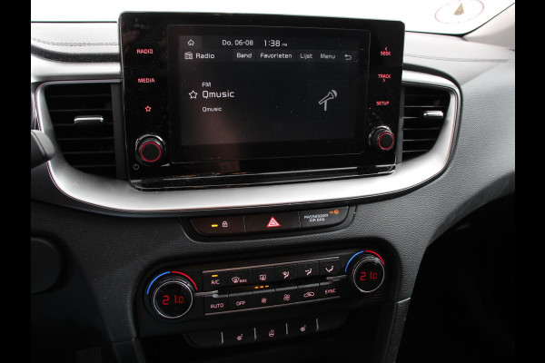 Kia Ceed Sportswagon 1.0 T-GDi 120pk Dynamic Line Climate control Cruise control Apple Carplay/ Android Auto Navigatie Stuur + stoel verwarming Achteruitrijcamera