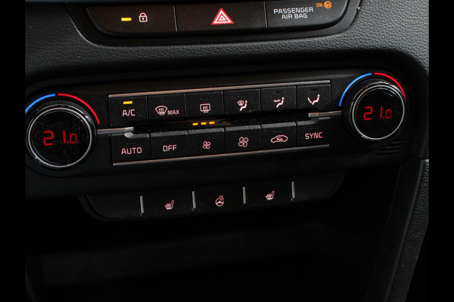 Kia Ceed Sportswagon 1.0 T-GDi 120pk Dynamic Line Climate control Cruise control Apple Carplay/ Android Auto Navigatie Stuur + stoel verwarming Achteruitrijcamera