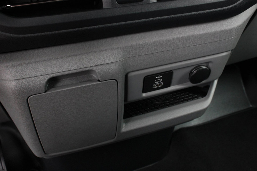 Ford E-Transit Cust. 340 L2H1 Limited 71kWh 218PK / 360 CAMERA / 370KM RANGE / APPLE CARPLAY /DRIVERS- PACK / FULL OPTION / BLACK