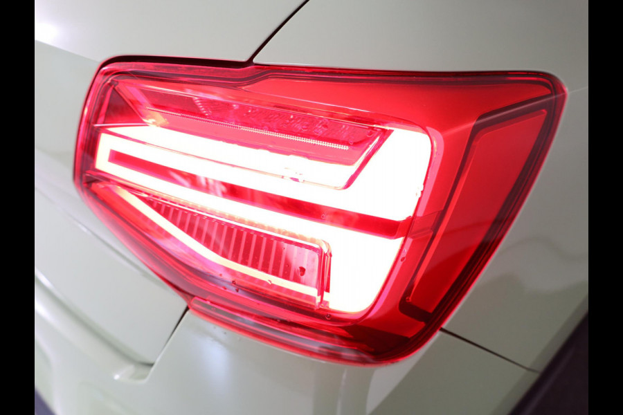 Audi Q2 30 TFSI Advanced edition 110pk 6bak| Navi| Camera| 18'LM-velgen