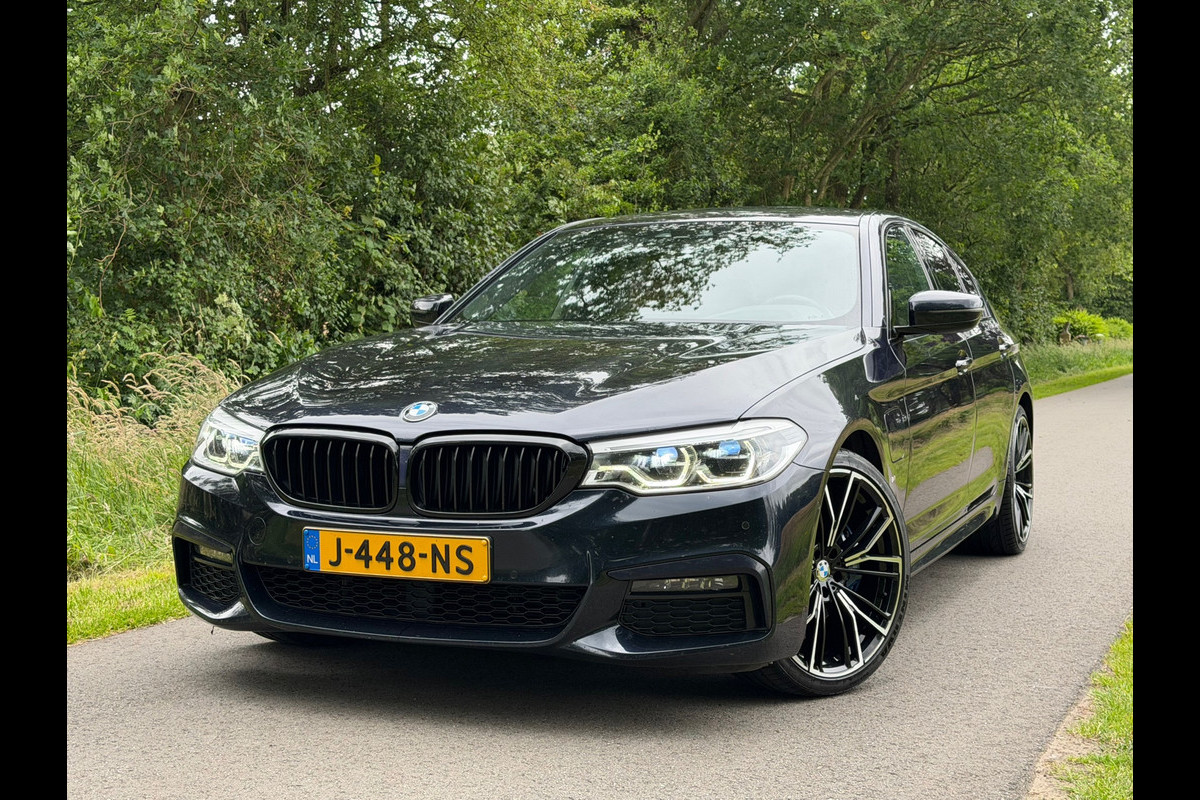 BMW 5 Serie 530e iPerformance High Executive | M-Pakket + Leder + Camera Nu € 20.975,-!!