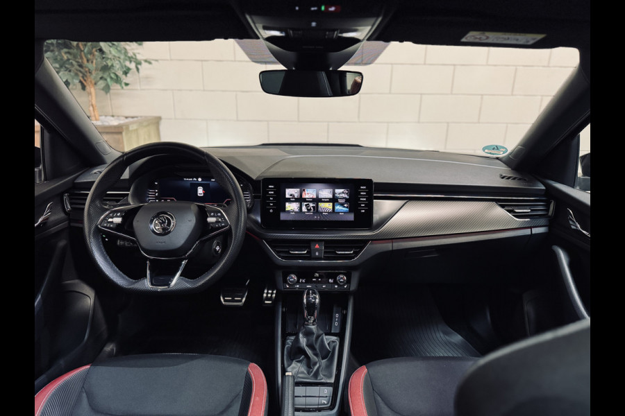 Škoda Kamiq 1.5 TSI ACT Monte Carlo | Panorama | TravelAss. | Camera