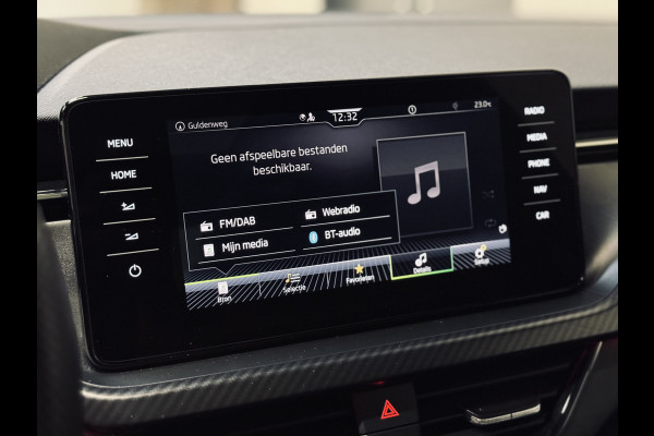 Škoda Kamiq 1.5 TSI ACT Monte Carlo | Panorama | TravelAss. | Camera