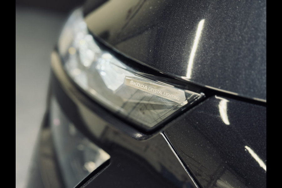 Škoda Kamiq 1.5 TSI ACT Monte Carlo | Panorama | TravelAss. | Camera