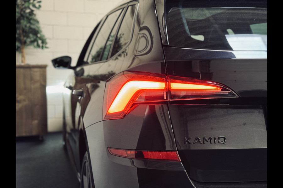 Škoda Kamiq 1.5 TSI ACT Monte Carlo | Panorama | TravelAss. | Camera