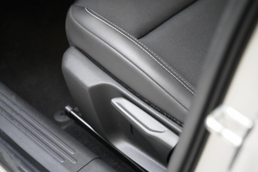 Jeep Avenger 1.2 Longitude | Navigatie | Climate control | Adapt. cruise | Stuurverwarming