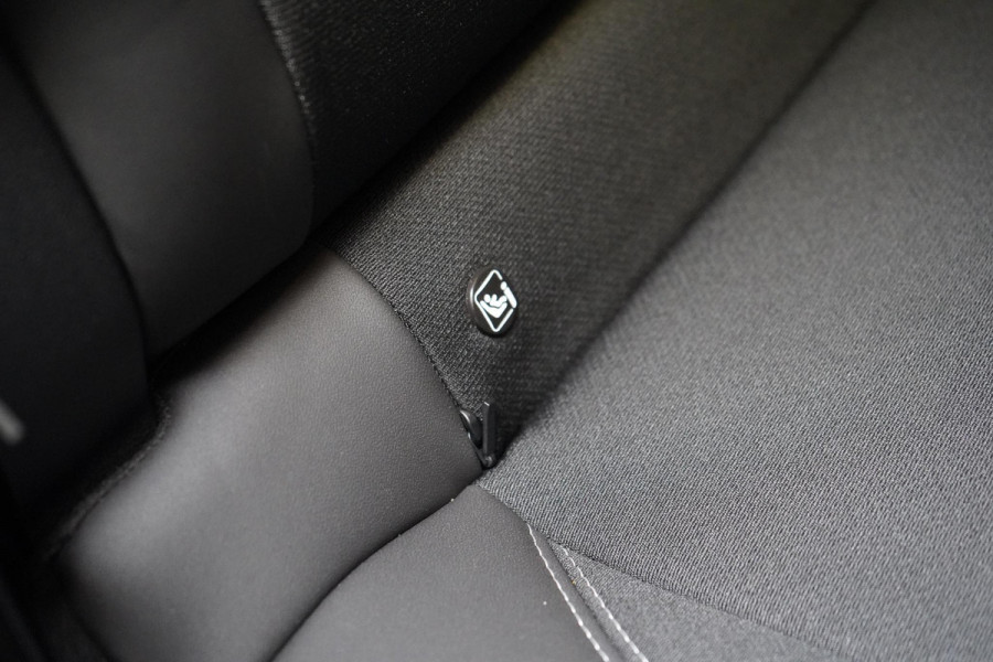 Jeep Avenger 1.2 Longitude | Navigatie | Climate control | Adapt. cruise | Stuurverwarming