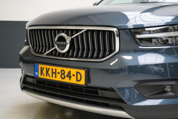 Volvo XC40 1.5 T2 Core | HK Sound | 360 camera | Sportstoelen | Navigatie | Keyless