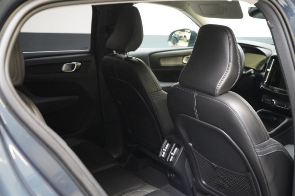 Volvo XC40 1.5 T2 Core | HK Sound | 360 camera | Sportstoelen | Navigatie | Keyless