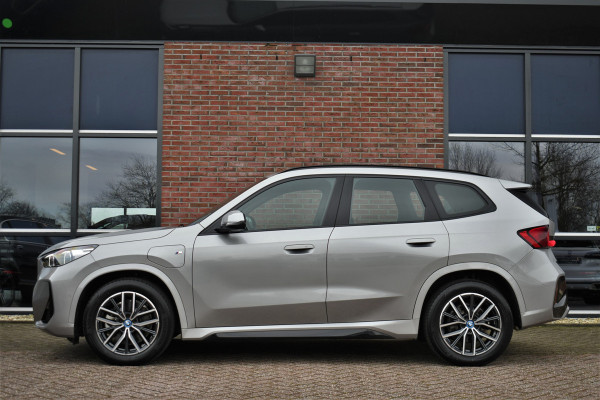 BMW X1 xDrive25e M-Sport ACC HUD E-zetels 360-cam Shadowline