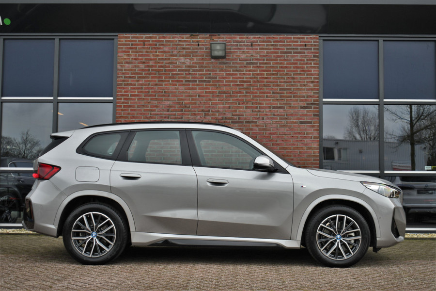 BMW X1 xDrive25e M-Sport ACC HUD E-zetels 360-cam Shadowline