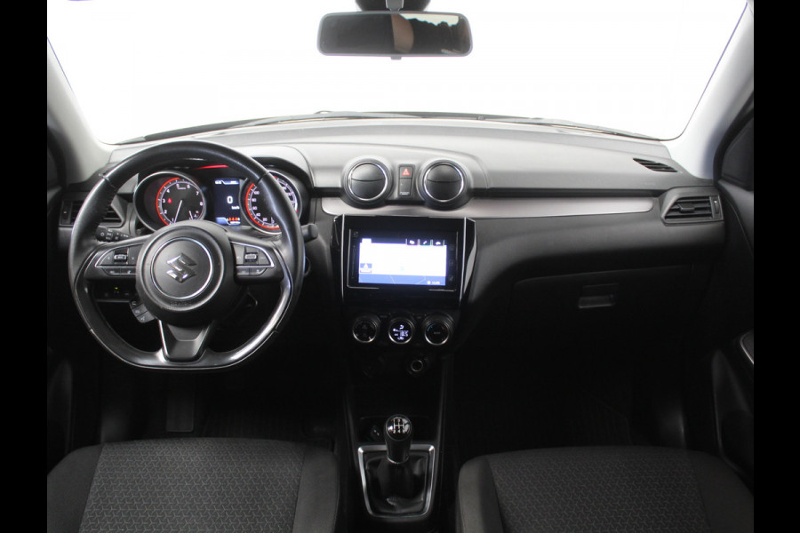 Suzuki Swift 1.2 Style Smart Hybrid CLIMATE | CAMERA | CARPLAY | LMV16 | LED | DAB | ADAPCRUISE | NAVI | STOELVERW | PDCA