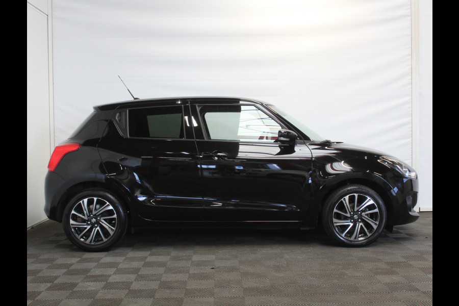 Suzuki Swift 1.2 Style Smart Hybrid CLIMATE | CAMERA | CARPLAY | LMV16 | LED | DAB | ADAPCRUISE | NAVI | STOELVERW | PDCA