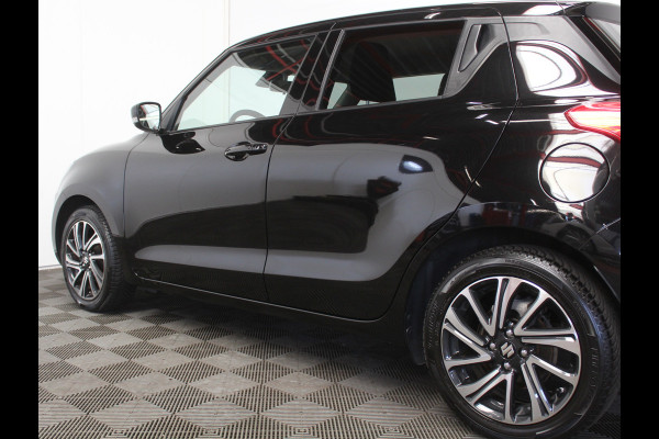 Suzuki Swift 1.2 Style Smart Hybrid CLIMATE | CAMERA | CARPLAY | LMV16 | LED | DAB | ADAPCRUISE | NAVI | STOELVERW | PDCA