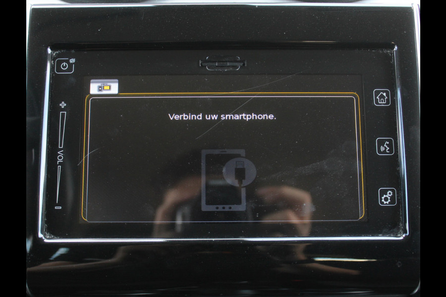 Suzuki Swift 1.2 Style Smart Hybrid CLIMATE | CAMERA | CARPLAY | LMV16 | LED | DAB | ADAPCRUISE | NAVI | STOELVERW | PDCA