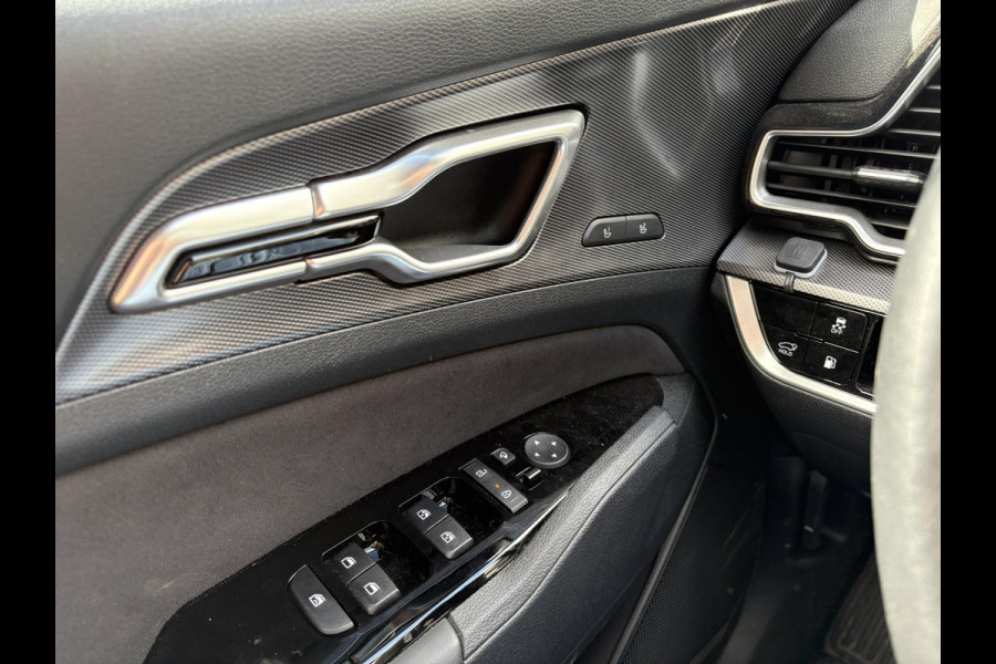 Kia Sportage 1.6 T-GDi Plug-in Hybrid AWD GT-Line |  Afneembare trekhaak | Stoelverwarming / ventilatie | 360 camera | Harman Kardon