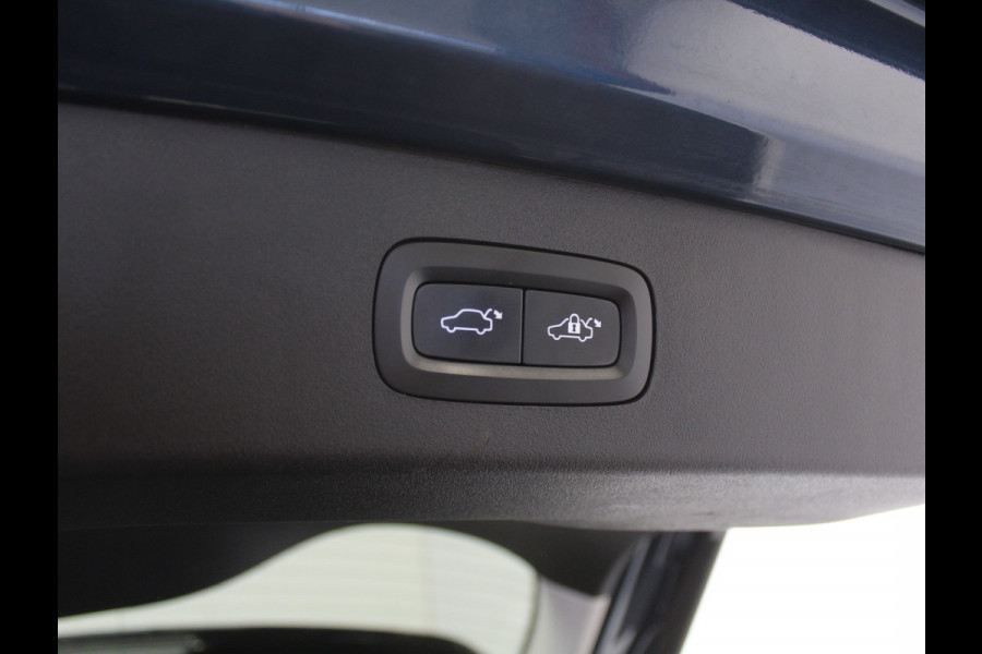 Lynk & Co 01 1.5 CARPLAY | CLIMATE | STOELVERW | 360CAMERA | PANODAK | WIFI | LED | DAB | NAVI | ELECSTOEL+MEM | ELECAKLEP | ADAPCRUISE