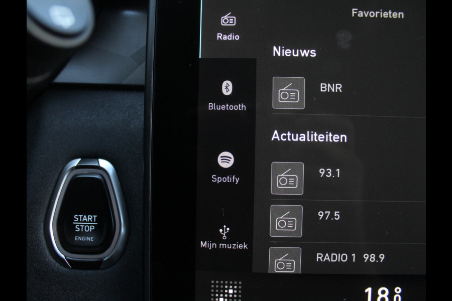 Lynk & Co 01 1.5 CARPLAY | CLIMATE | STOELVERW | 360CAMERA | PANODAK | WIFI | LED | DAB | NAVI | ELECSTOEL+MEM | ELECAKLEP | ADAPCRUISE