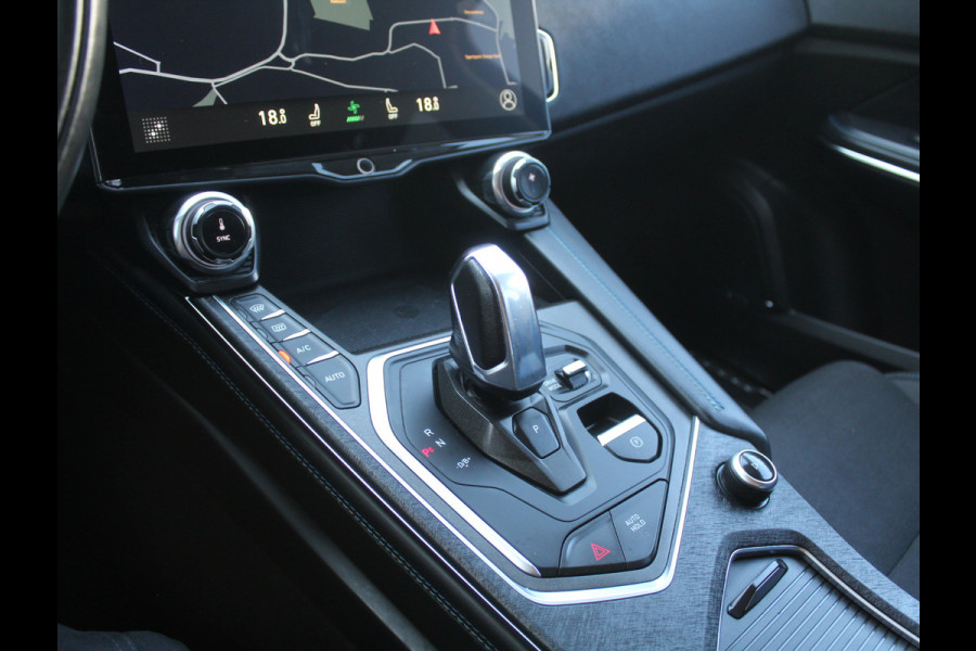 Lynk & Co 01 1.5 CARPLAY | CLIMATE | STOELVERW | 360CAMERA | PANODAK | WIFI | LED | DAB | NAVI | ELECSTOEL+MEM | ELECAKLEP | ADAPCRUISE