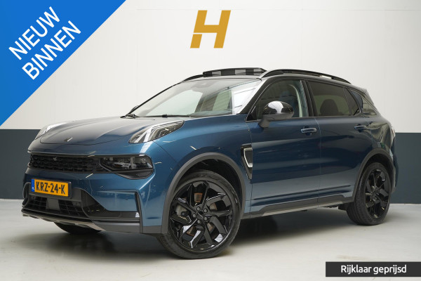 Lynk & Co 01 1.5 | Zwart optiek | Panoramadak | Camera | Navigatie | Memory | Lm velgen