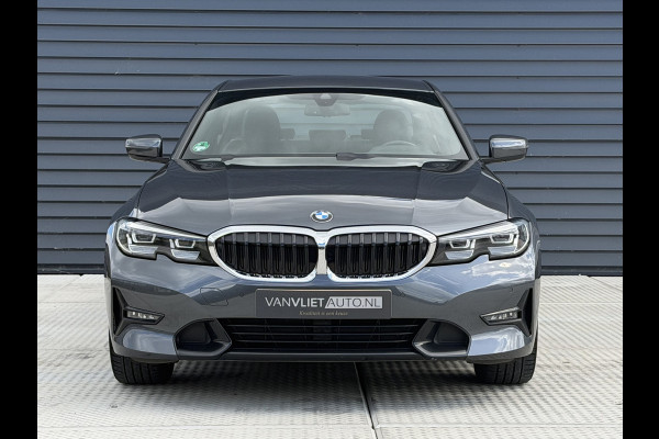 BMW 3-serie 320i Executive Edition 184 PK | Automaat | Navi | Stoelverwarming | Climate | Trekhaak