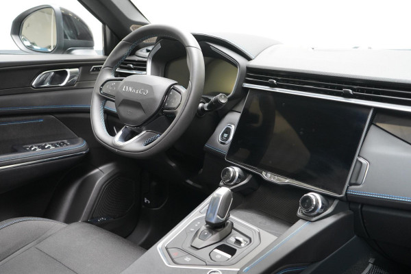 Lynk & Co 01 1.5 | Zwart optiek | Panoramadak | Camera | Navigatie | Memory | Lm velgen