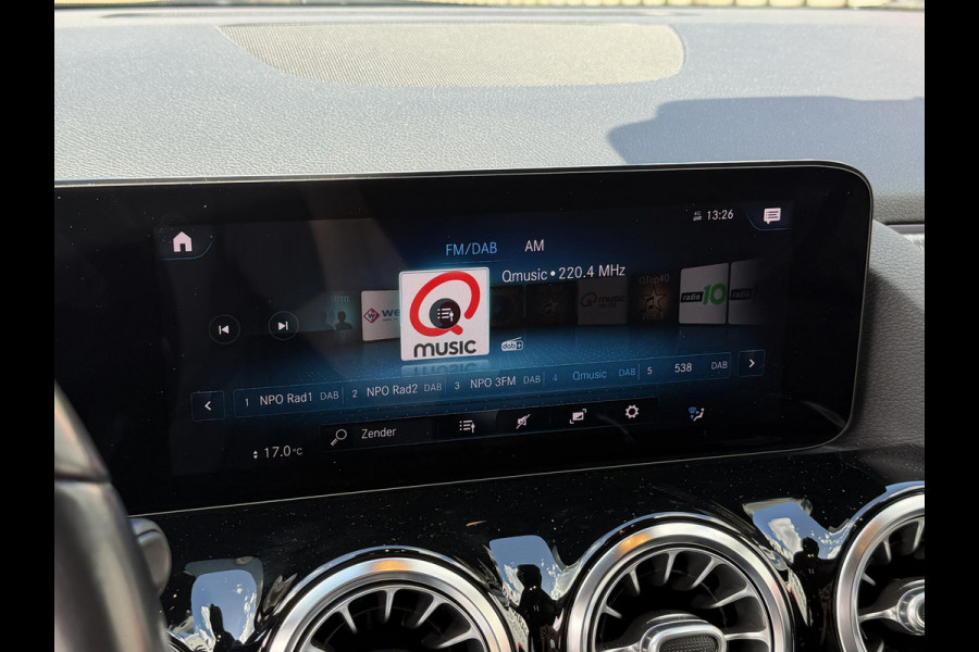 Mercedes-Benz B-Klasse 250 e 18''/Sfeerverlichting/Navigatie/Camera/DAB/PDC v+a/Stoelverwarming/Apple Carplay & Android Auto