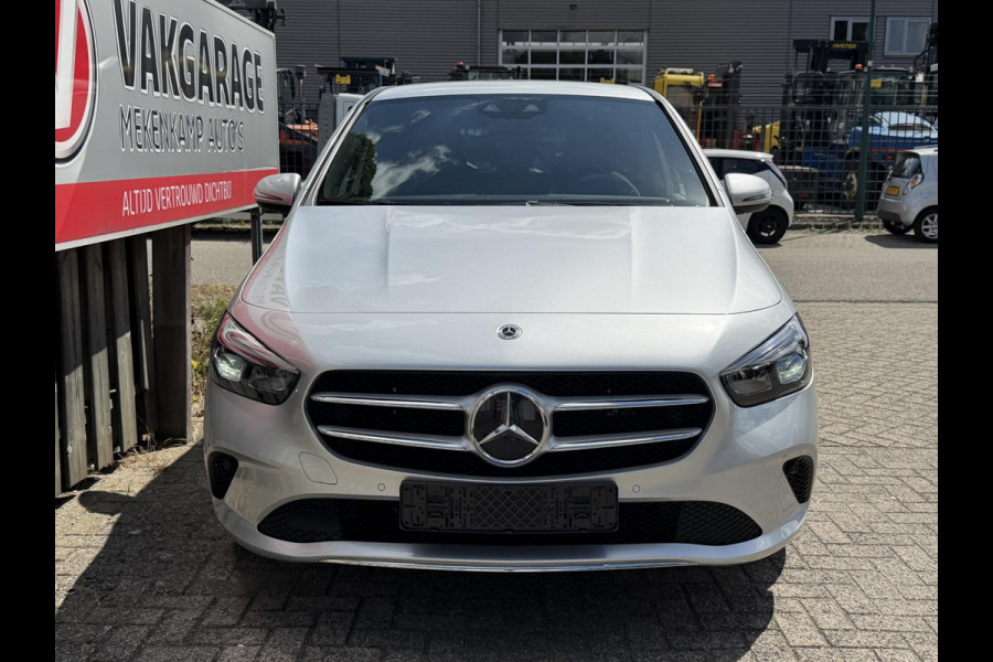Mercedes-Benz B-Klasse 250 e 18''/Sfeerverlichting/Navigatie/Camera/DAB/PDC v+a/Stoelverwarming/Apple Carplay & Android Auto