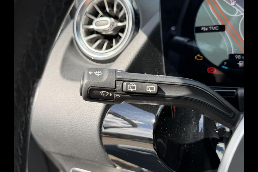 Mercedes-Benz B-Klasse 250 e 18''/Sfeerverlichting/Navigatie/Camera/DAB/PDC v+a/Stoelverwarming/Apple Carplay & Android Auto