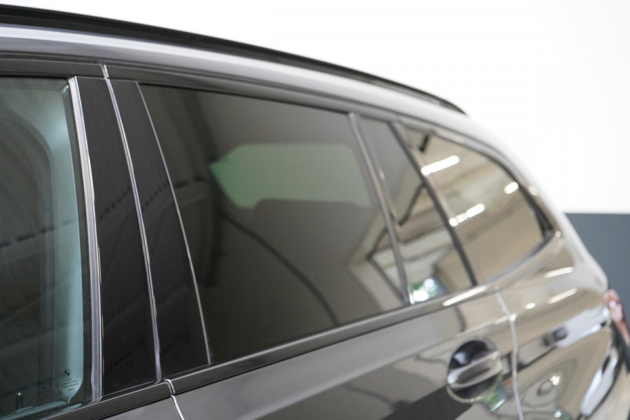 BMW 3 Serie Touring 330e High Executive | SoH 90% | Panoramadak | Trekhaak | Memory | Stuurverwarming | Carplay | Stoelverwarming
