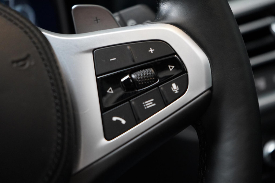 BMW 3 Serie Touring 330e High Executive | SoH 90% | Panoramadak | Trekhaak | Memory | Stuurverwarming | Carplay | Stoelverwarming