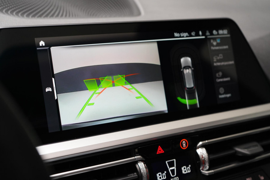 BMW 3 Serie Touring 330e High Executive | SoH 90% | Panoramadak | Trekhaak | Memory | Stuurverwarming | Carplay | Stoelverwarming