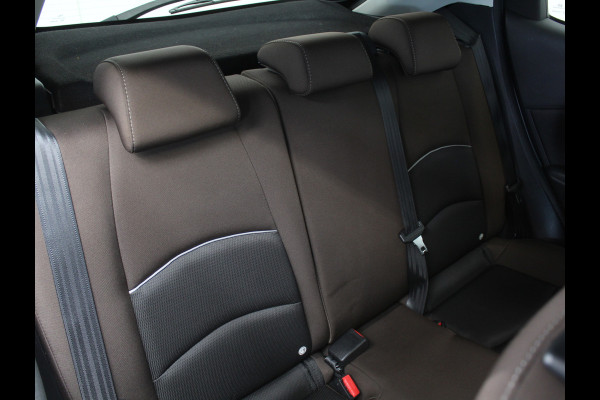 Mazda 2 1.5 Skyactiv-G Style Selected AIRCO | LMV16 | LED | CAMERA | CARPLAY | CRUISE | DAB