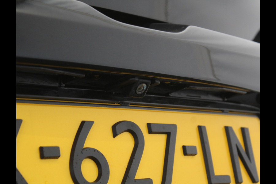 Mazda 2 1.5 Skyactiv-G Style Selected AIRCO | LMV16 | LED | CAMERA | CARPLAY | CRUISE | DAB