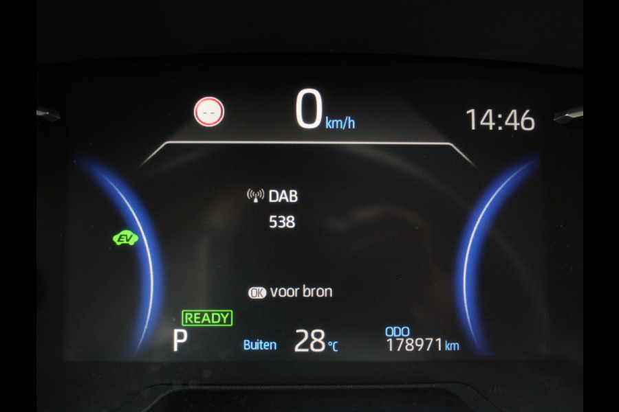Toyota RAV4 2.5 Hybrid Dynamic CLIMATE | ADAPCRUISE | NAVI | CARPLAY | DAB | LED | CAMERA | ELECAKLEP | LMV18