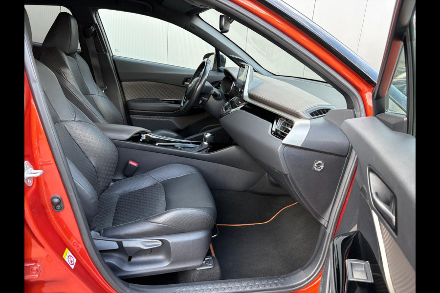 Toyota C-HR 2.0i Hybrid 184PK Automaat Launch Edition Trekhaak/Navigatie/Camera/Parkeerhulp/JBL