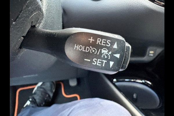 Toyota C-HR 2.0i Hybrid 184PK Automaat Launch Edition Trekhaak/Navigatie/Camera/Parkeerhulp/JBL
