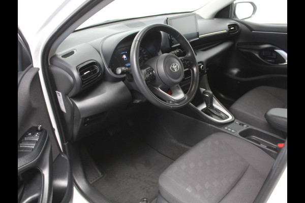 Toyota Yaris 1.5 Hybrid 115 Comfort CLIMATE | CAMERA | ADAPCRUISE | CARPLAY | DAB | LED