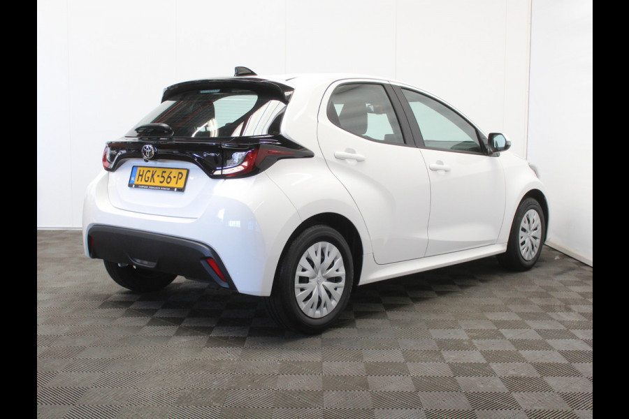 Toyota Yaris 1.5 Hybrid 115 Comfort CLIMATE | CAMERA | ADAPCRUISE | CARPLAY | DAB | LED