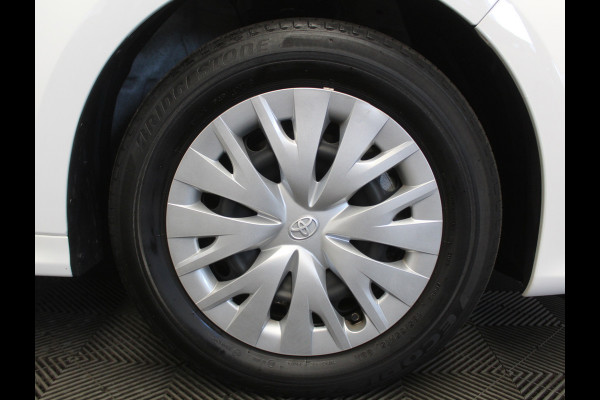 Toyota Yaris 1.5 Hybrid 115 Comfort CLIMATE | CAMERA | ADAPCRUISE | CARPLAY | DAB | LED
